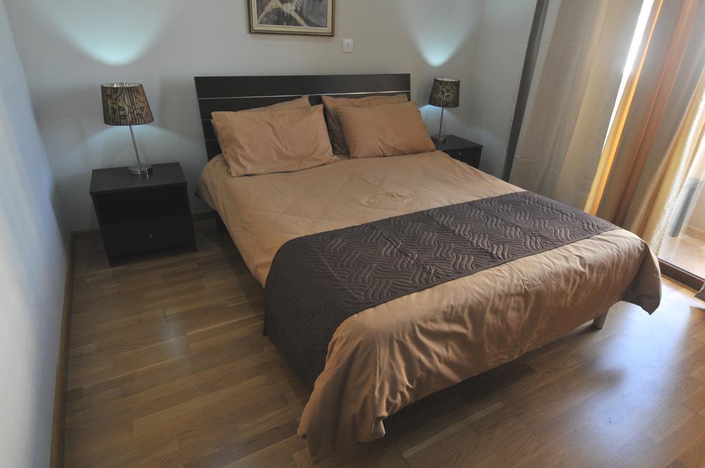 Ithaki Phinikoudes Apartment No. 204 라르나카 객실 사진
