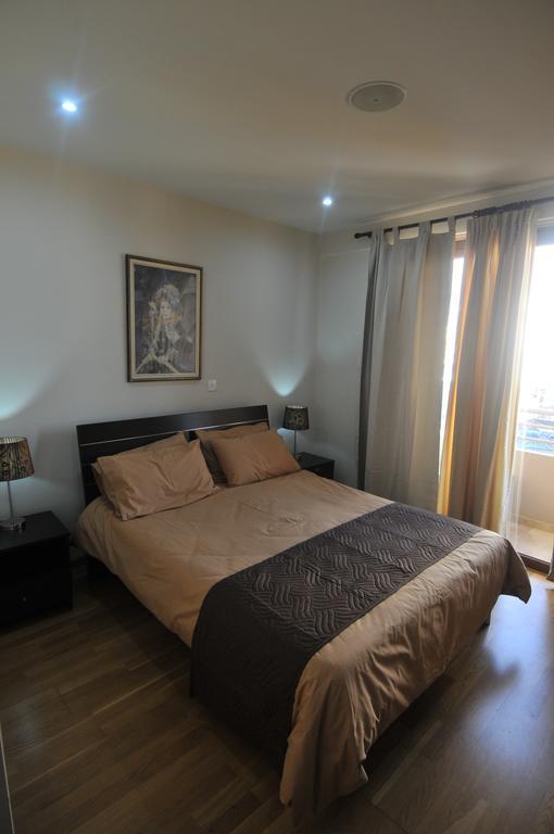 Ithaki Phinikoudes Apartment No. 204 라르나카 객실 사진